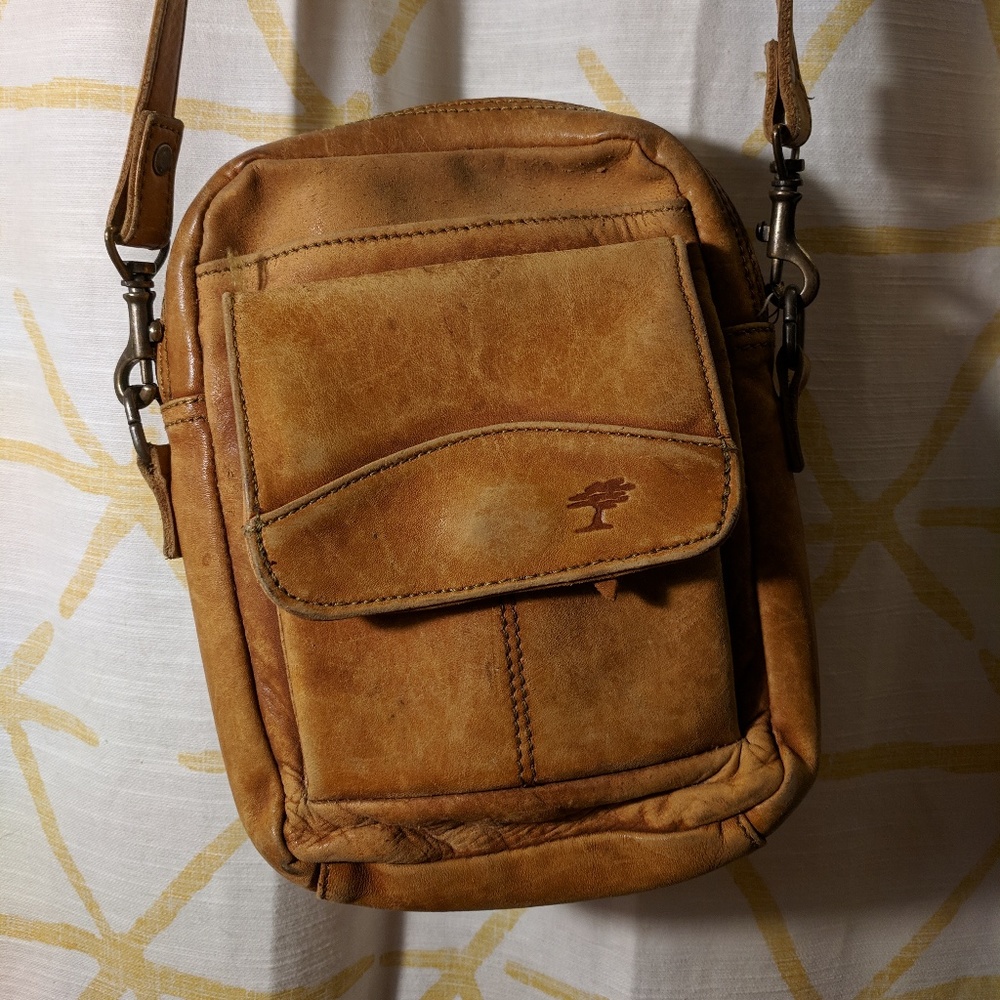 Ellington Rucksack Company Leather Crossbody Purse